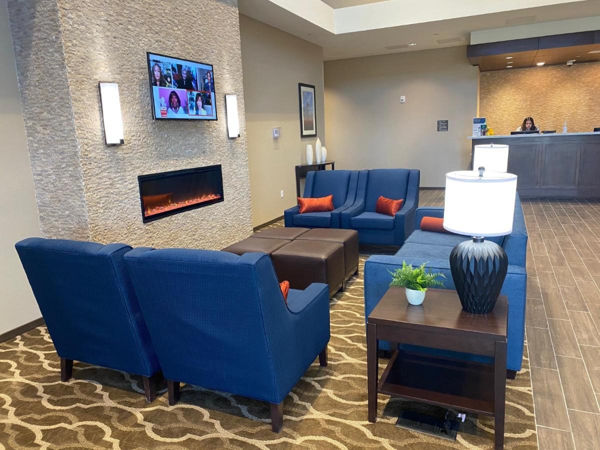 Comfort Suites Midland West Esterno foto