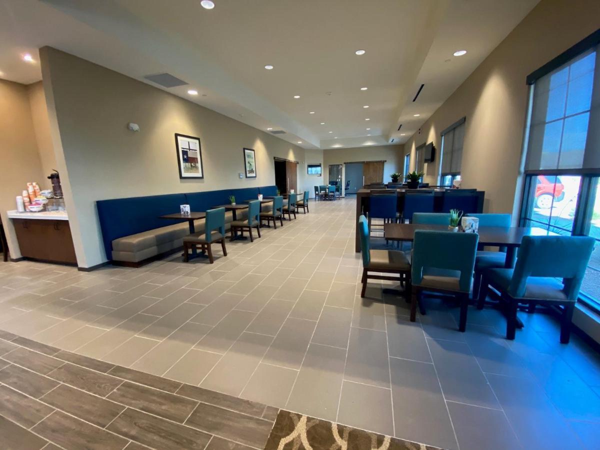 Comfort Suites Midland West Esterno foto